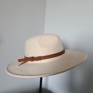 Tandee Wide Brim Panama Hat